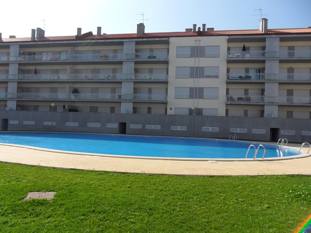 Alojamentos Campo & Mar-T2 Com Piscina São Martinho do Porto Dış mekan fotoğraf