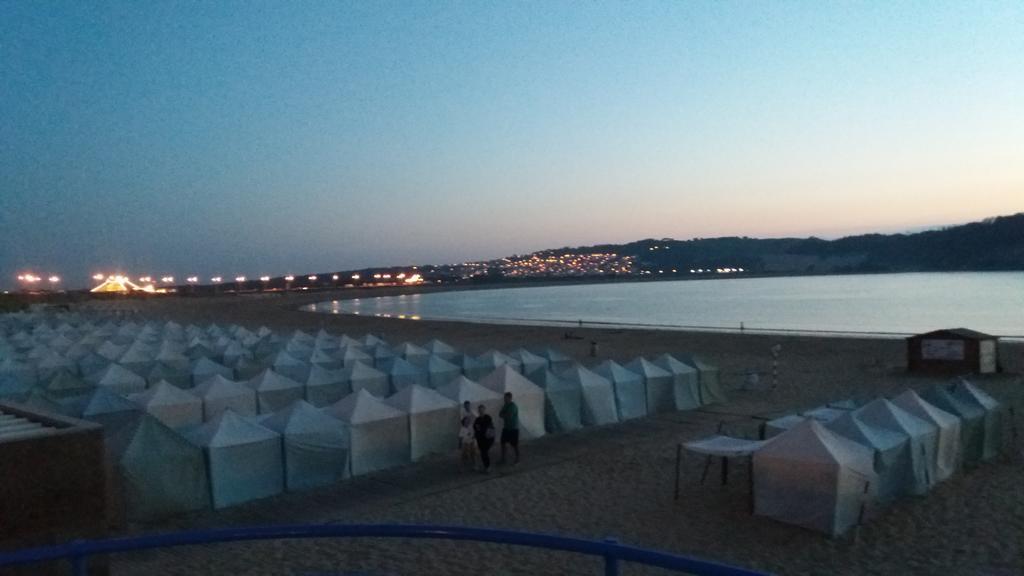 Alojamentos Campo & Mar-T2 Com Piscina São Martinho do Porto Dış mekan fotoğraf