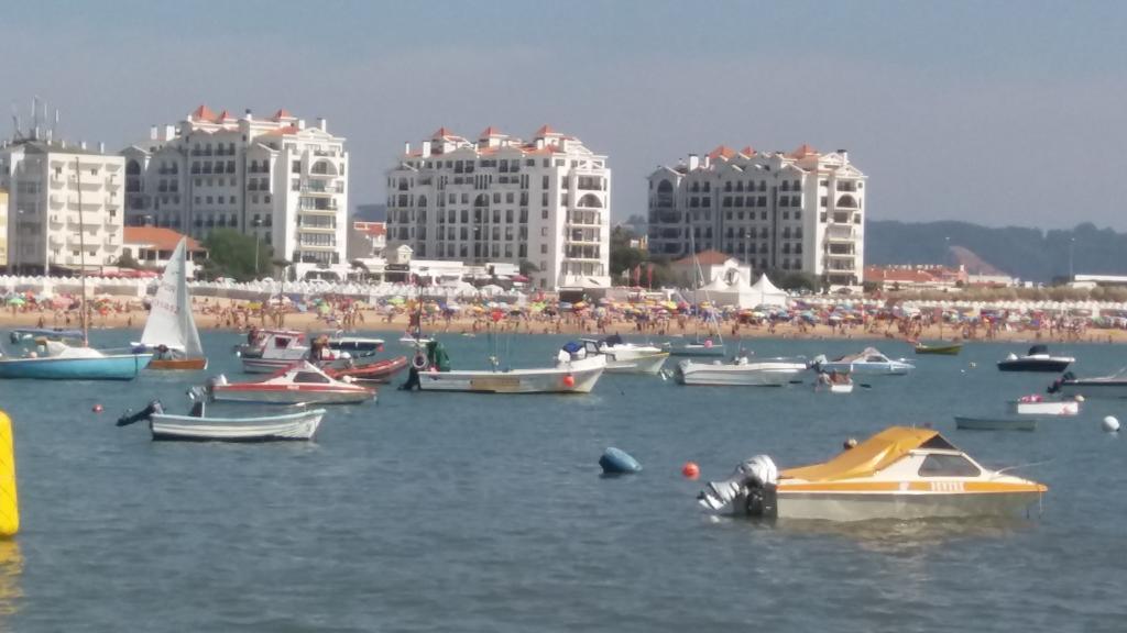 Alojamentos Campo & Mar-T2 Com Piscina São Martinho do Porto Dış mekan fotoğraf